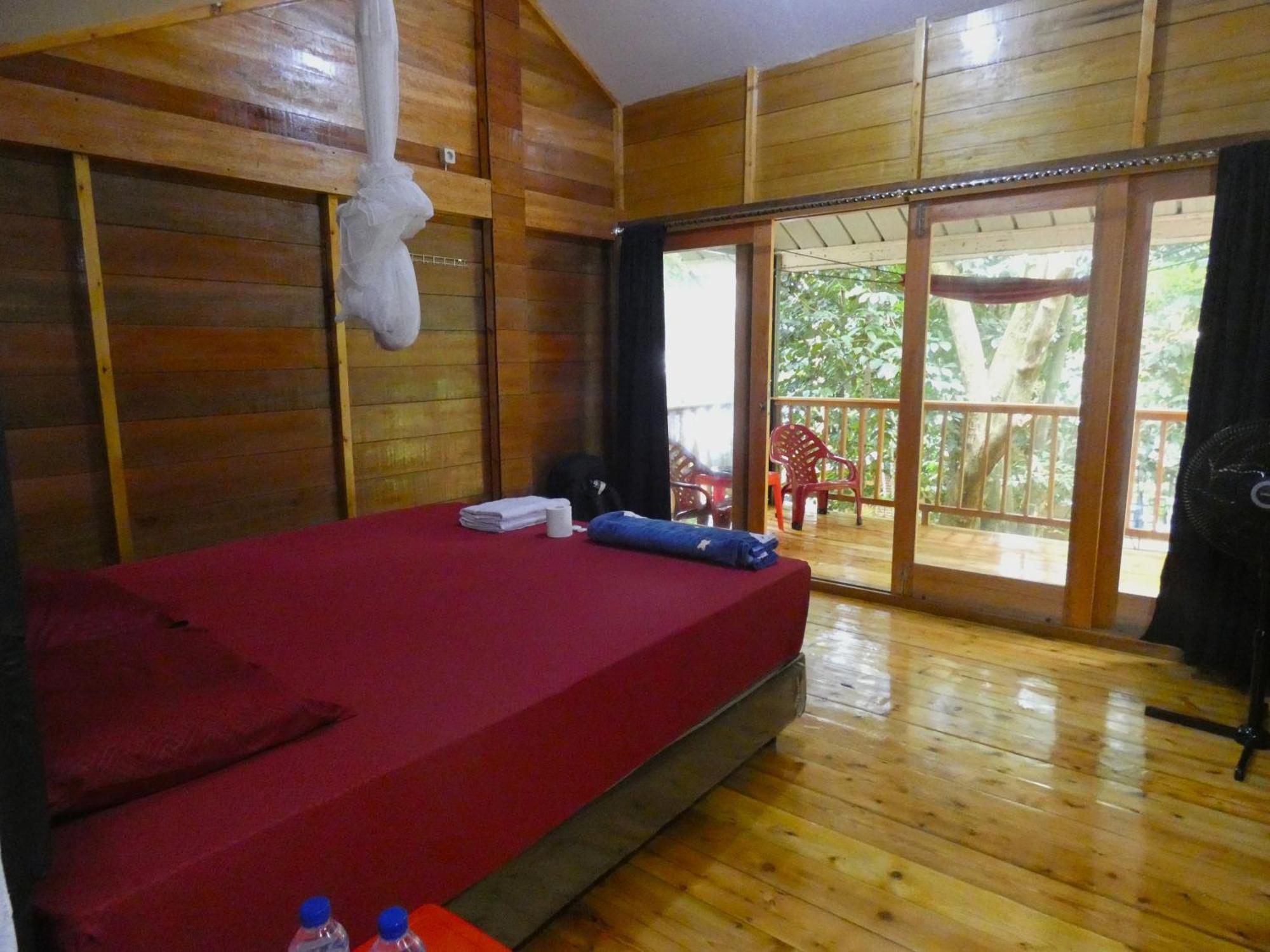 Santi Garden Bungalows Iboih Exterior photo