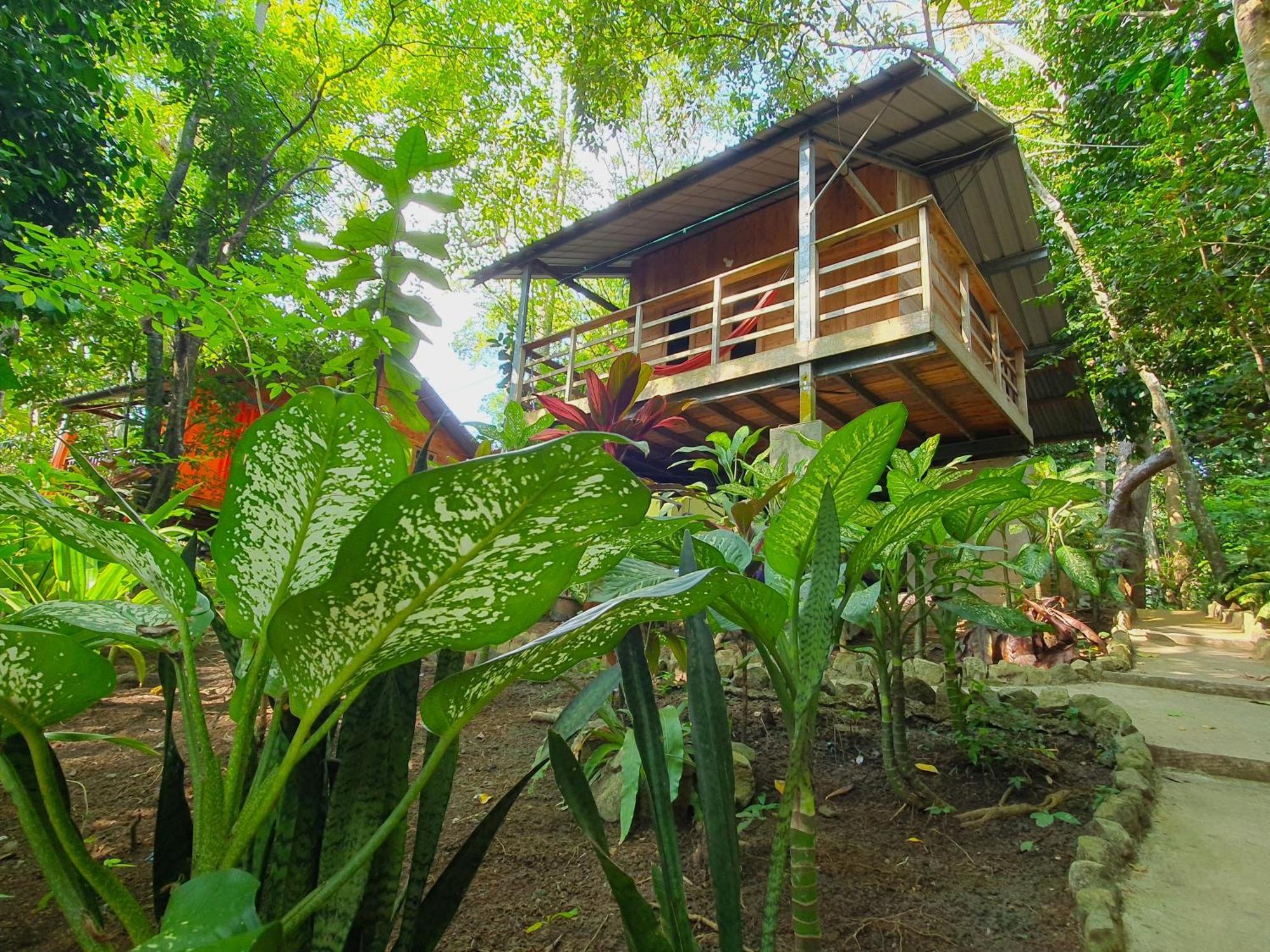 Santi Garden Bungalows Iboih Exterior photo